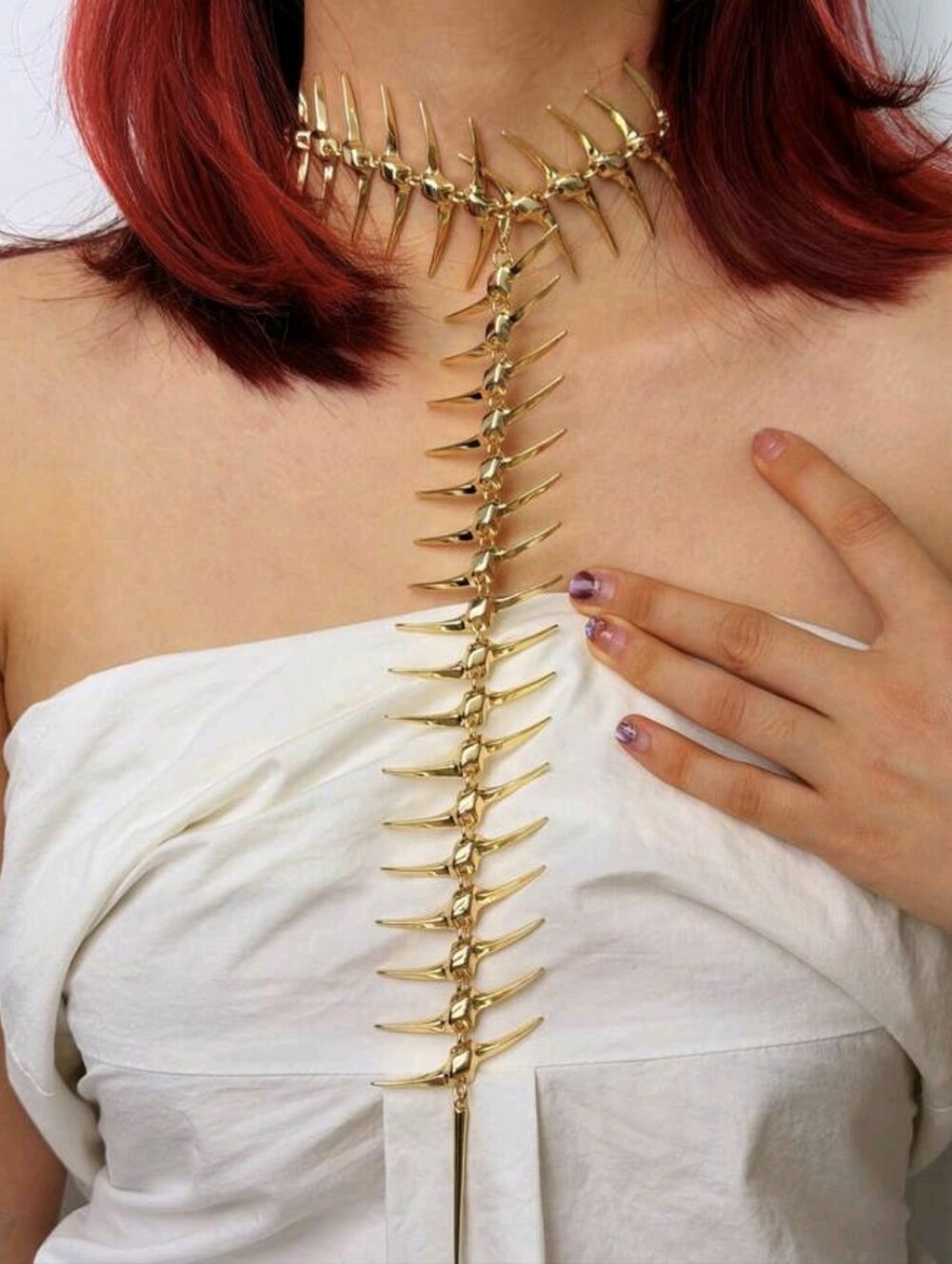 Gold Spine-Back Statement Necklace - Picture 7 of 8